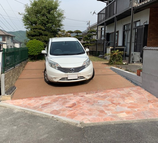 クローズのお庭を駐車スペースに！